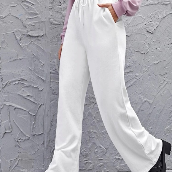 White SHEIN Wide Leg Sweatpants - Picture 4 of 4